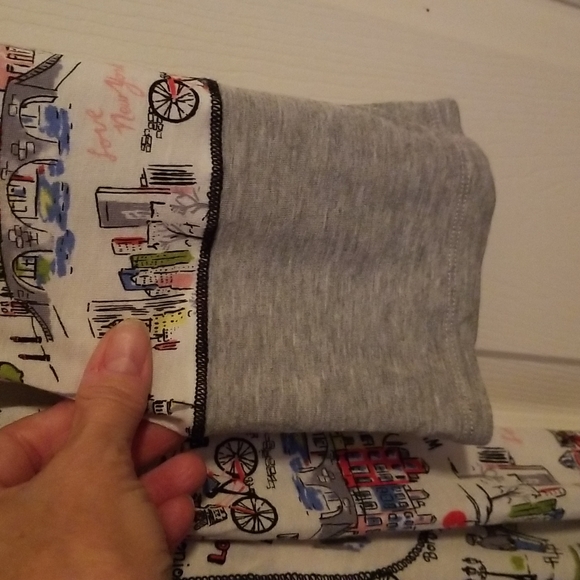 Layla Robe & Eye Mask - Picture 8 of 8